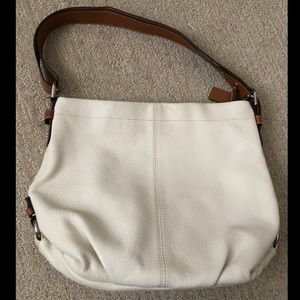 Coach: Off-White & Tan Purse